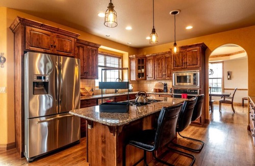 Colorado Springs House | NEW! Pikes Peak View with Pool Table & Movie Room