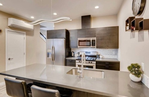 Hillsboro House | New Place 4BR close to Nike, Intel (2)