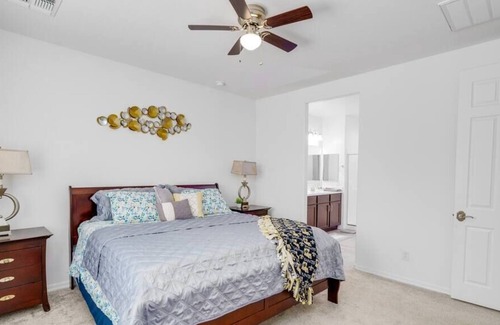Maricopa County House | NEW! POOL, King Bed, 3 Bed 3 bath