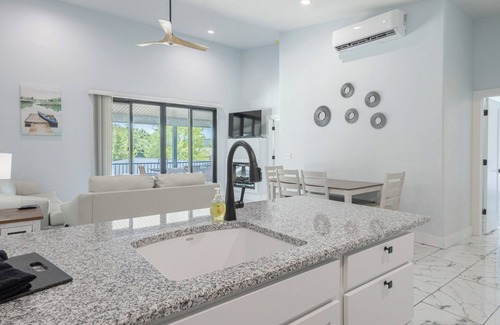 Indian Point Villa | New Poolside Villa w/Game Room & Hot Tub! 3 Min to SDC, 15 Min to Branson Strip