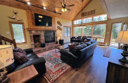 Bretton Woods House | New Property! Updated 3 bed 3 bath condo with mountain ski slope views in Bretton Woods