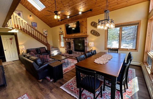 Bretton Woods House | New Property! Updated 3 bed 3 bath condo with mountain ski slope views in Bretton Woods