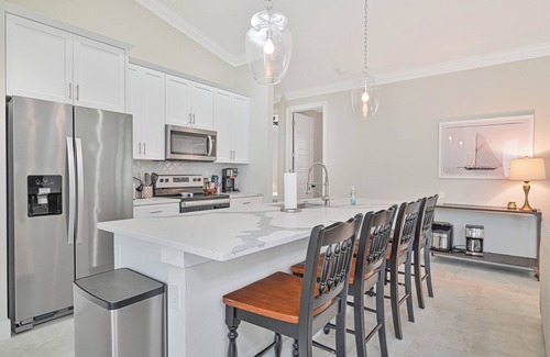 Bonita Springs House | New Remodeled and Quiet 4 bed pool home by Coconut Point - Close to Beaches!