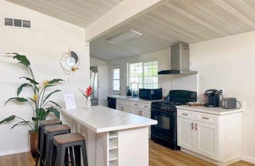 Walnut Valley Apartment | New Renovated 3B2B house