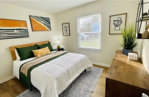 Smyrna House | NEW Renovated 4 bedrm * Sleeps 9