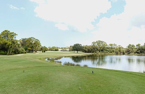 Palmer Ranch House | NEW Renovated, fully furnished home in a STONEYBROOK Golf community