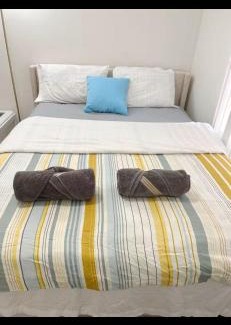 Hacienda Heights House | New renovated room with shared bathroom