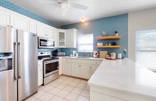 Surf Side Shores House | New Rental-Casa Palma-Completely Renovated Private Oasis-Signature Properties