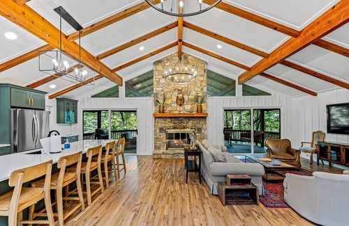 Lake Toxaway House | New Rental in Lake Toxaway