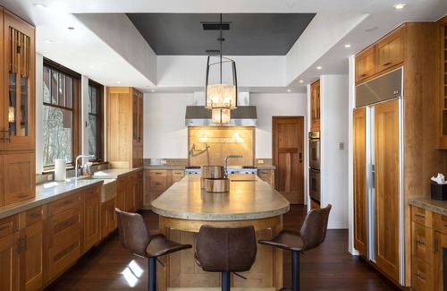Mountain Village House | NEW RENTAL ! Zen on Sundance ! Ski In Ski Out 5 Bedroom