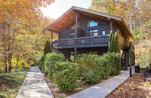 Whittier Apartment | NEW! Romantic Loft Spa Suite with Fireplace & Den