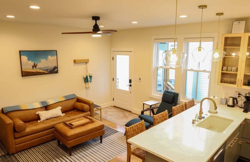 Buena Vista House | NEW! Roof Top Chalet-Luxury Western Living-STR-308