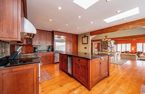 Blakeslee House | New! Sailor's Point: Lakefront, Hot Tub, Dock, Dogs OK!