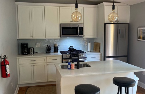 Highlands House | New Sea Air Single Family Home, WIFI WFH Stations