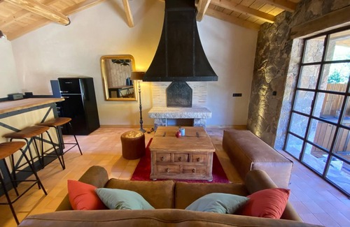 Santa Giulia Villa | New sea and mountain accommodation, fully equipped kitchen