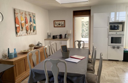 Donville-les-Bains House | NEW seafront near beach, dior garden and near granville