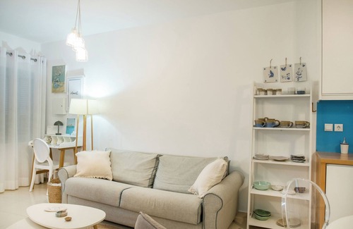 Mochlos Villa | New Seafront Villa with Rooftop Hot Tub, 50 m from the Beach