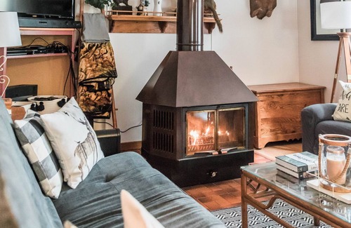 Neillsville Cottage | NEW! Secluded Cozy Cottage w/Deck, BBQ & Fire Pit!