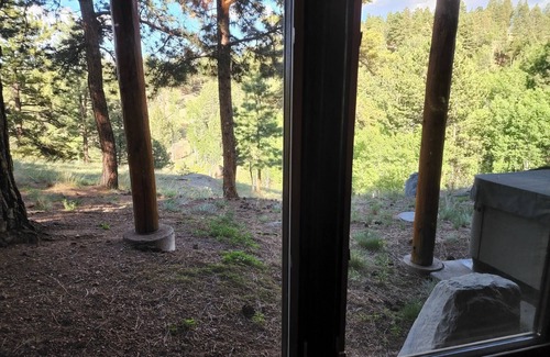 Florissant Apartment | New! Secluded Guest Suite Covered Hot Tub, Private Drive, Mountain Valley Views