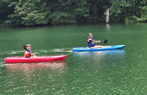 La Follette House | NEW! Secret Gem, Quiet Cove, Dbl Decker Dock w/slide, Sleeps 30, Super Kitchen