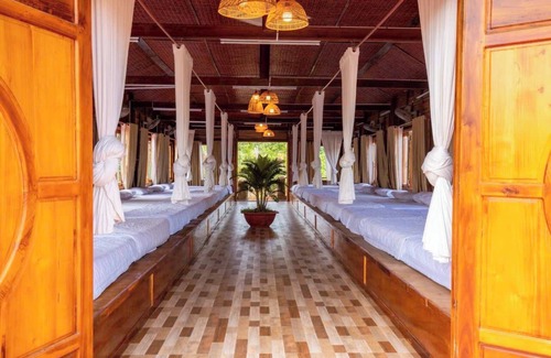 Ham Ninh Hotel | New Serene