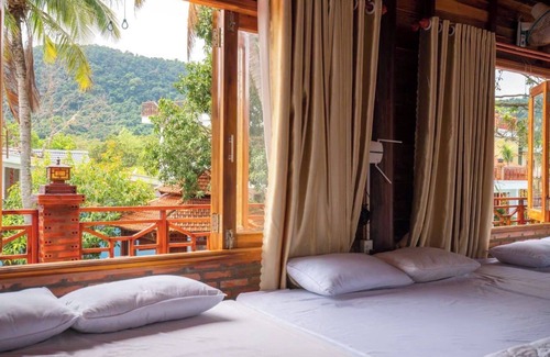 Ham Ninh Hotel | New Serene