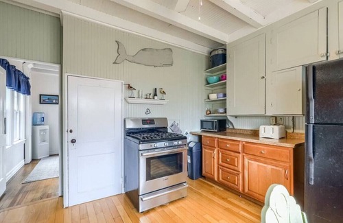 Silver Beach House | New Silver Beach BBQs and Beach