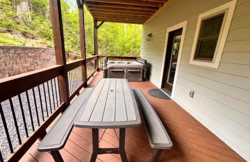 Chalet Village North House | New Smoky Mountain Luxury Cabin, Outdoor Fireplacet
