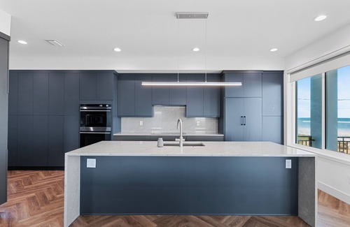Bethune Beach House | New Smyrna Modern Beach House 5 bedrooms, 3 bathrooms