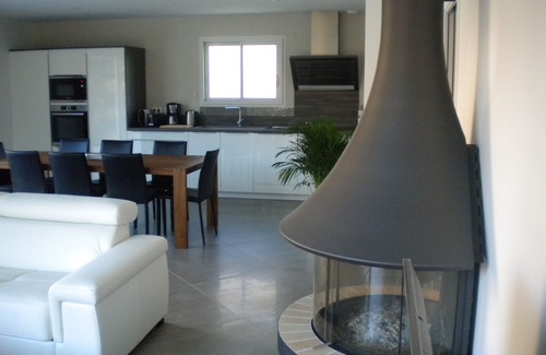 Soulac-sur-Mer House | NEW SOULACAISE HOUSE OF CHARM IN SEASIDE