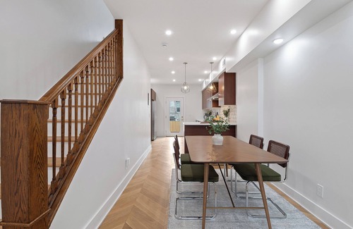 West Side House | NEW! Spacious 2BR/2BA Brownstone; Under 10 Mins Drive to All Path Trains