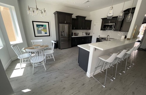 Parker Strip House | New Spacious 3-Bedroom House Minutes from River, Desert, & Town