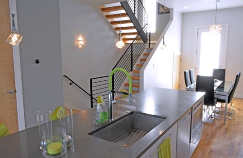 Jefferson Park House | NEW! Spacious and Modern Highlands Townhome with Breathtaking City Views!