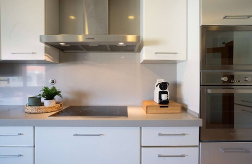 Reboleira Apartment | ✨New Spacious & Chic Flat, Garage, perfect for Family or Business Trip to Lisbon