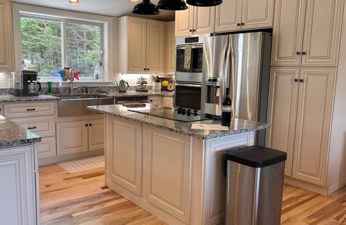 Seal Cove House | New special rates! Close to Acadia's hikes and great deck with fire pit to RELAX