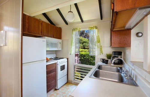 Lihue House | NEW Split A/C Kauai Charm - Couples Retreat w/Amazing Kalapaki Bay Ocean Views