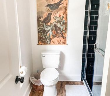 Columbia Apartment | New Studio Apt w KING Bed 1mi to Columbias Sq