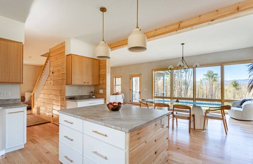 Kerhonkson House | NEW: Stunning Country Contemporary in Kerhonkson