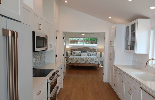 Three Arch Bay House | NEW Stunning Ocean Views in Quiet Laguna Beach, 4 Min Walk to Beach-JULY Special