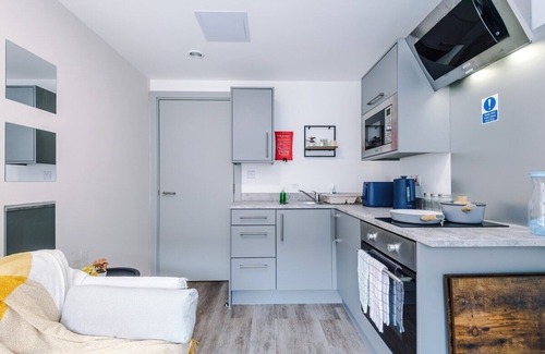 Chinatown Apartment | NEW! Stylish Duplex Apartment, Central Liverpool