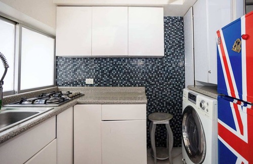 Legaria Apartment | New Stylish Loft with Valet Parking & Amenities