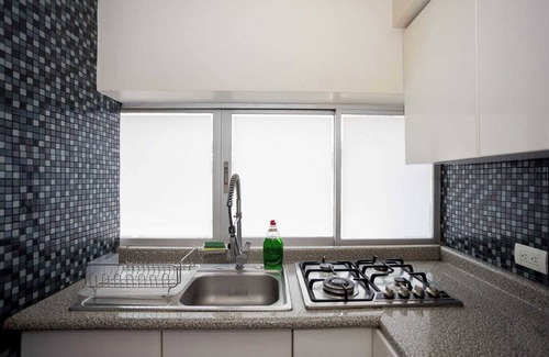 Legaria Apartment | New Stylish Loft with Valet Parking & Amenities