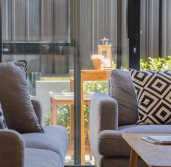 Albert Town House | New & Stylish Townhouse - Explore Wanaka, Ski Cardrona