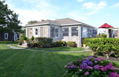 New Suffolk House | New Suffolk Beach House