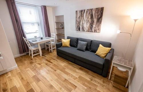 Broughty Ferry Apartment | ☆ New Superhost Listing- Broughty Ferry Studio ☆