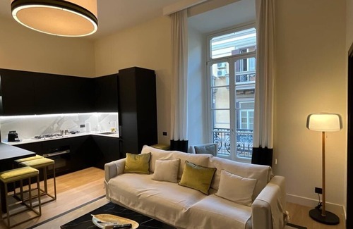 Naples City Centre Apartment | New Superior Gold Apartment - NAPOLI MARIANA LUXURY
