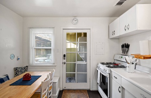Silver Strand House | NEW - Surf Bungalow w/Hot Tub - Steps from Beach