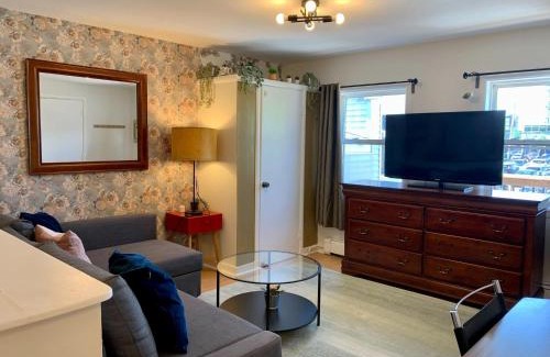 North End Apartment | NEW! Tastefully Designed 1-BDRM, Charming North End, #3