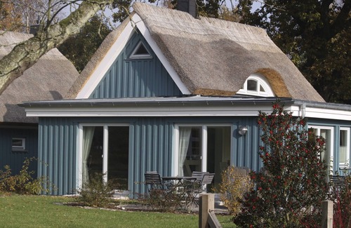 Wieck auf dem Darss House | - NEW- Thatched cottage* on the Darß not far from the beach. Sauna