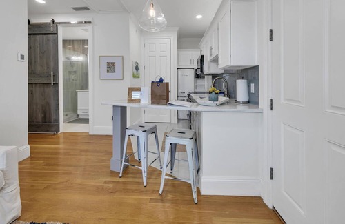Panama City Beach Cottage | NEW The Beach Cottage! Walk to Alys & Rosemary Pool and Beach. 2 bikes included